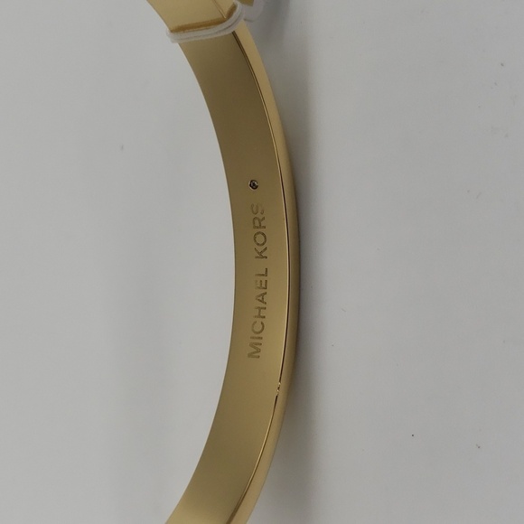 535- MICHAEL Michael Kors Haute Gold Tone Orange Enamel Bangle Bracelet NWT - Picture 4 of 8